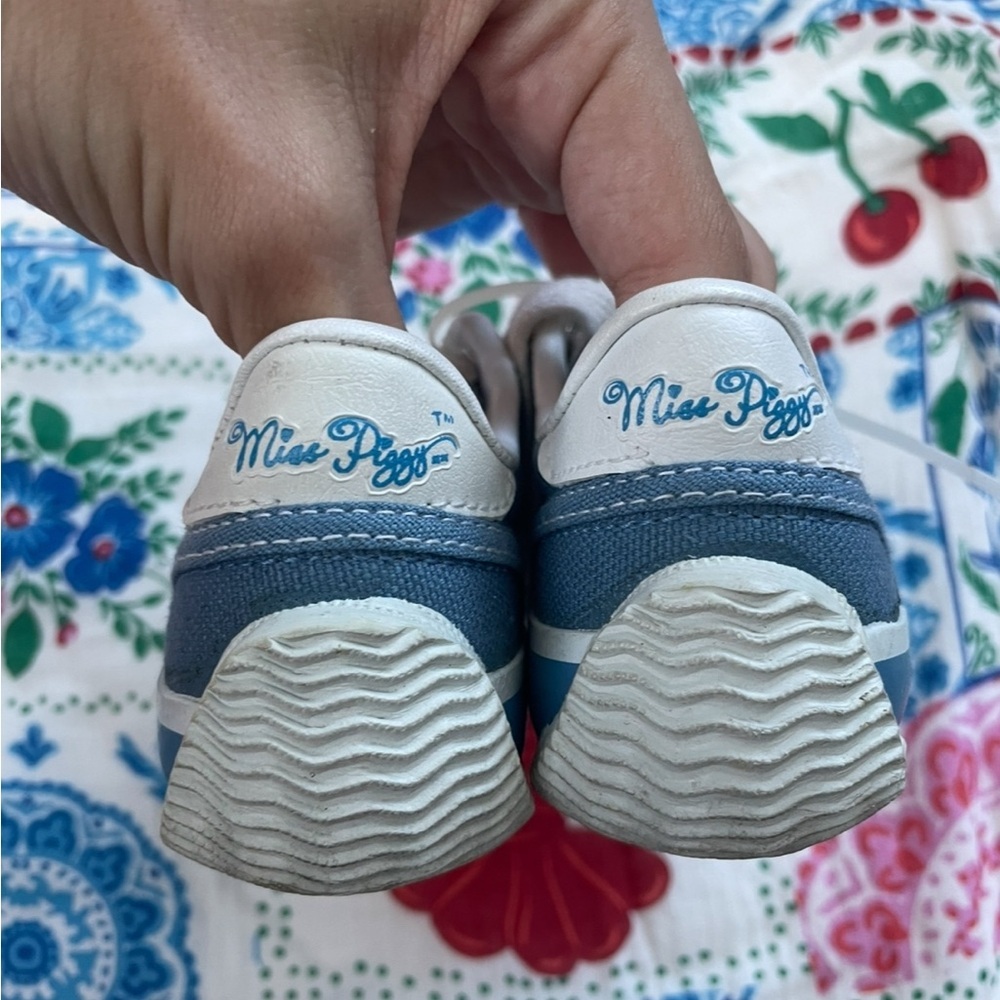 EUC Vintage The Muppets Miss. Piggy Keds Sneakers - Picture 3 of 7